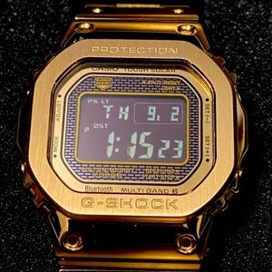 BRAND NEW GOLD G-Shock.  Gmwb5000. Retail on site $600.  Check it out!